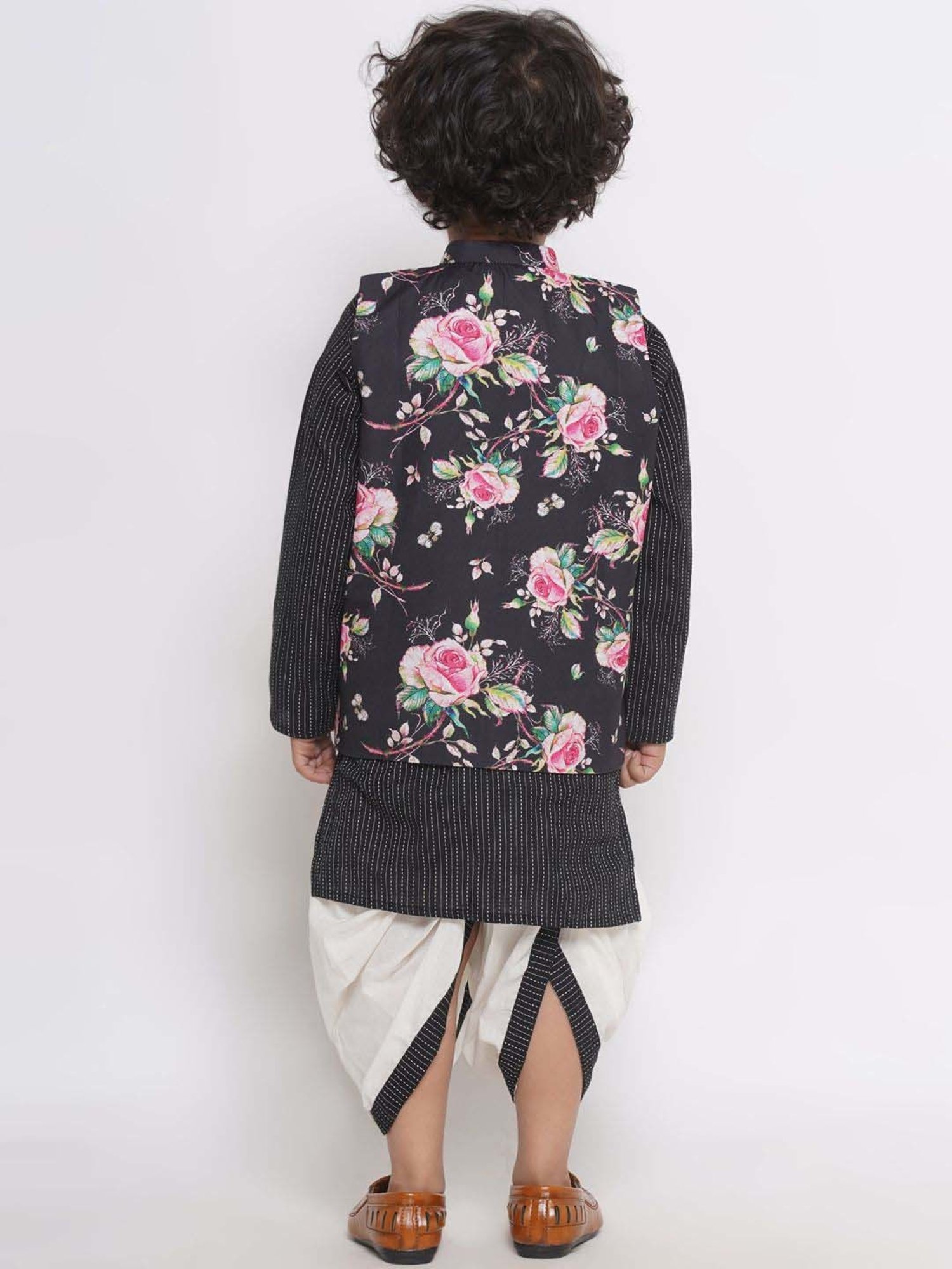 Little Bansi Kids Black & Pink Cotton Floral Print Full Sleeves Kurta Set