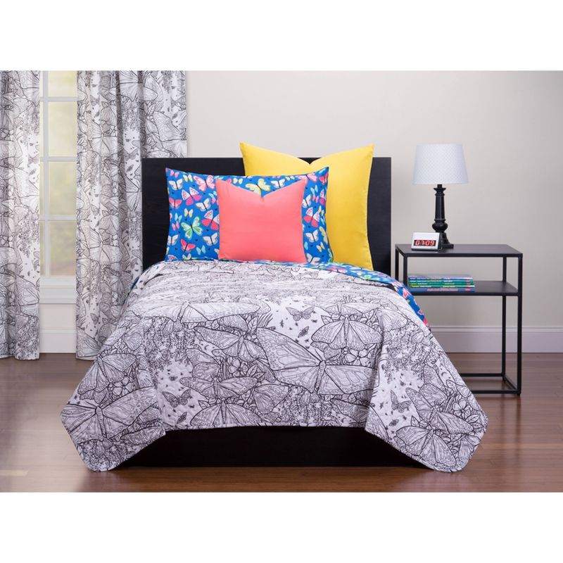 Full/Queen Beautiful Butterflies Hidden Picture Puzzle Quilt - Highlight