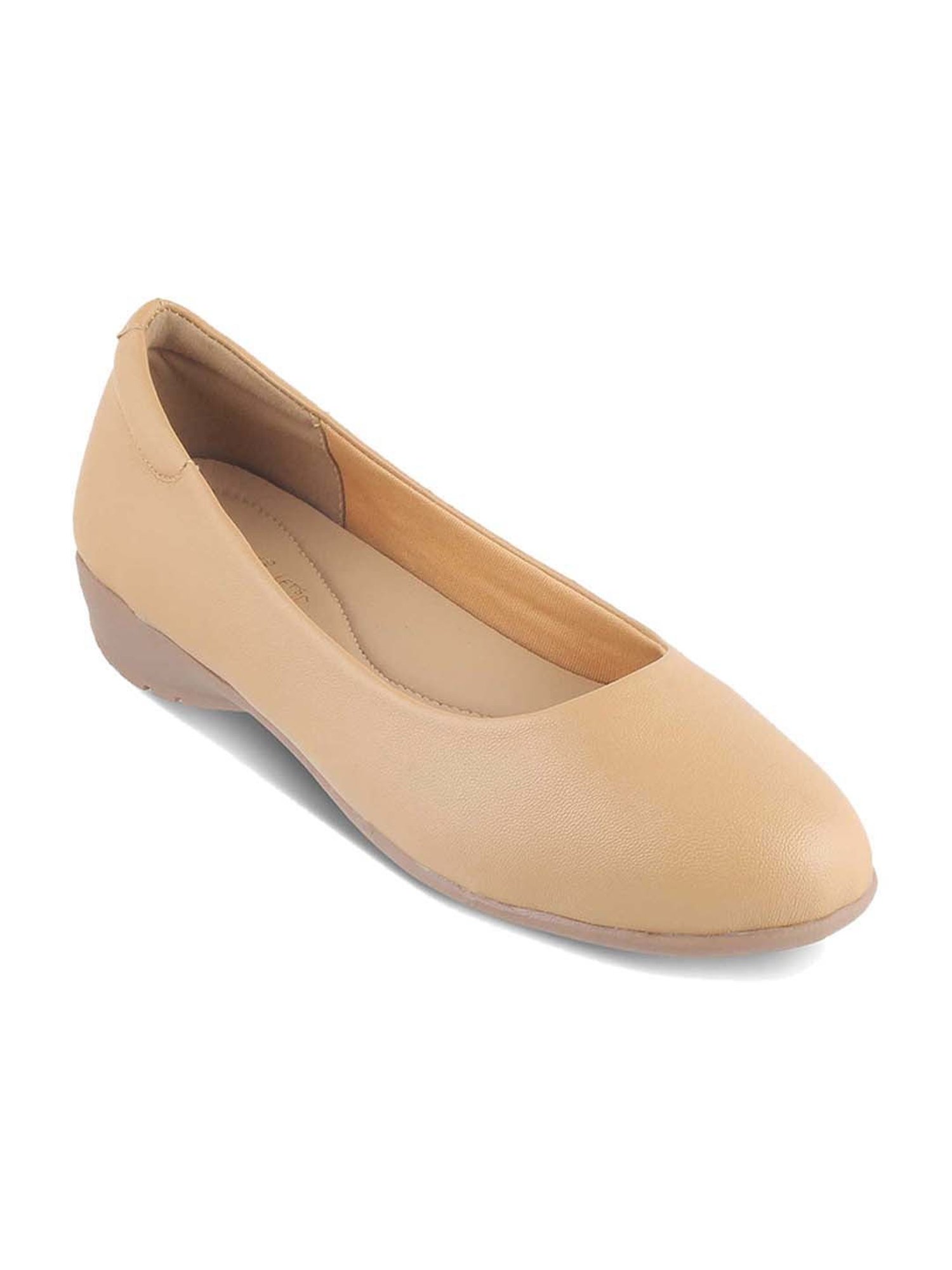 Tresmode Women's Camel Flat Ballets