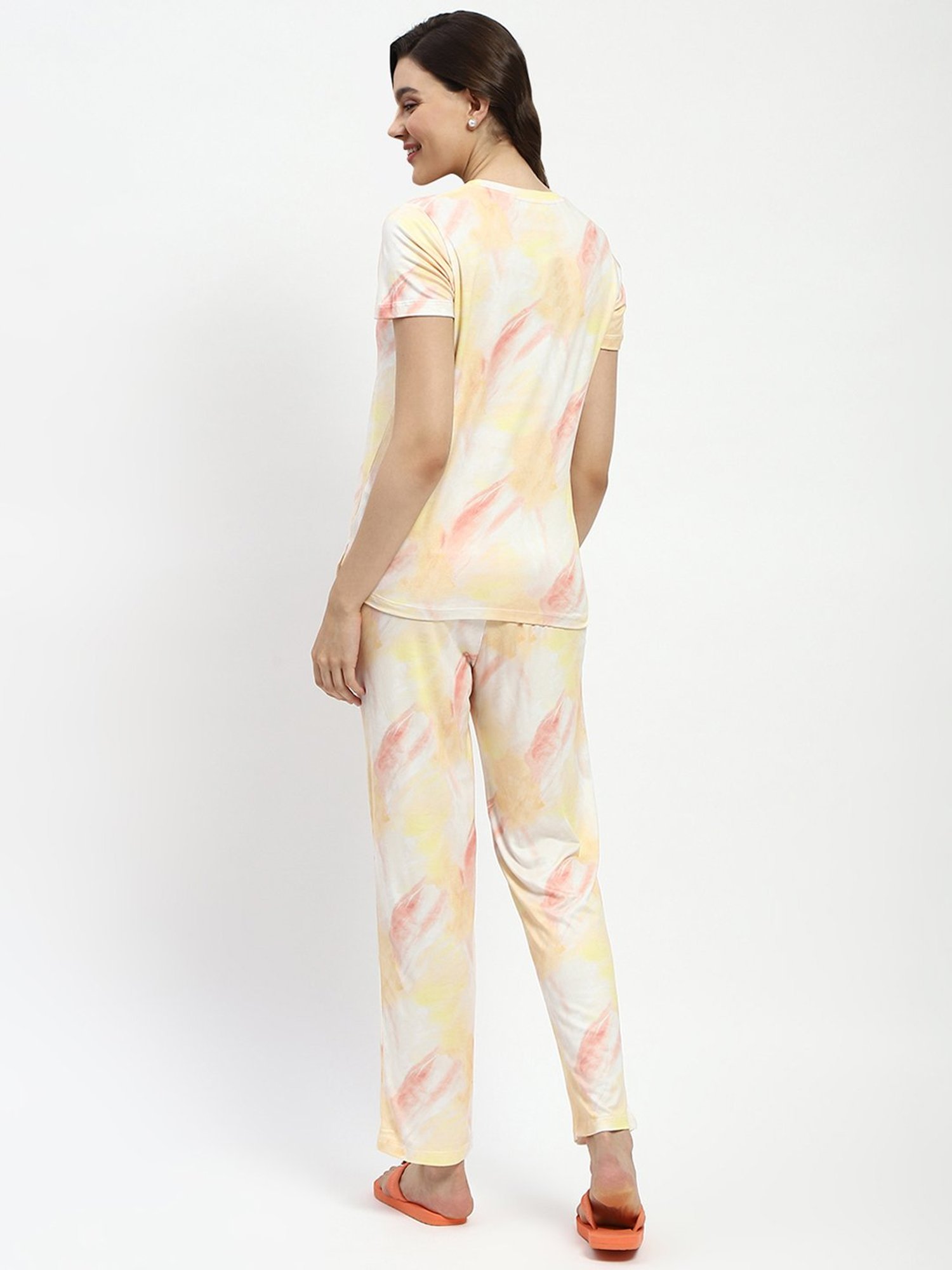 MADAME M Secret Multicolor Graphic Print T-Shirt With Pyjamas