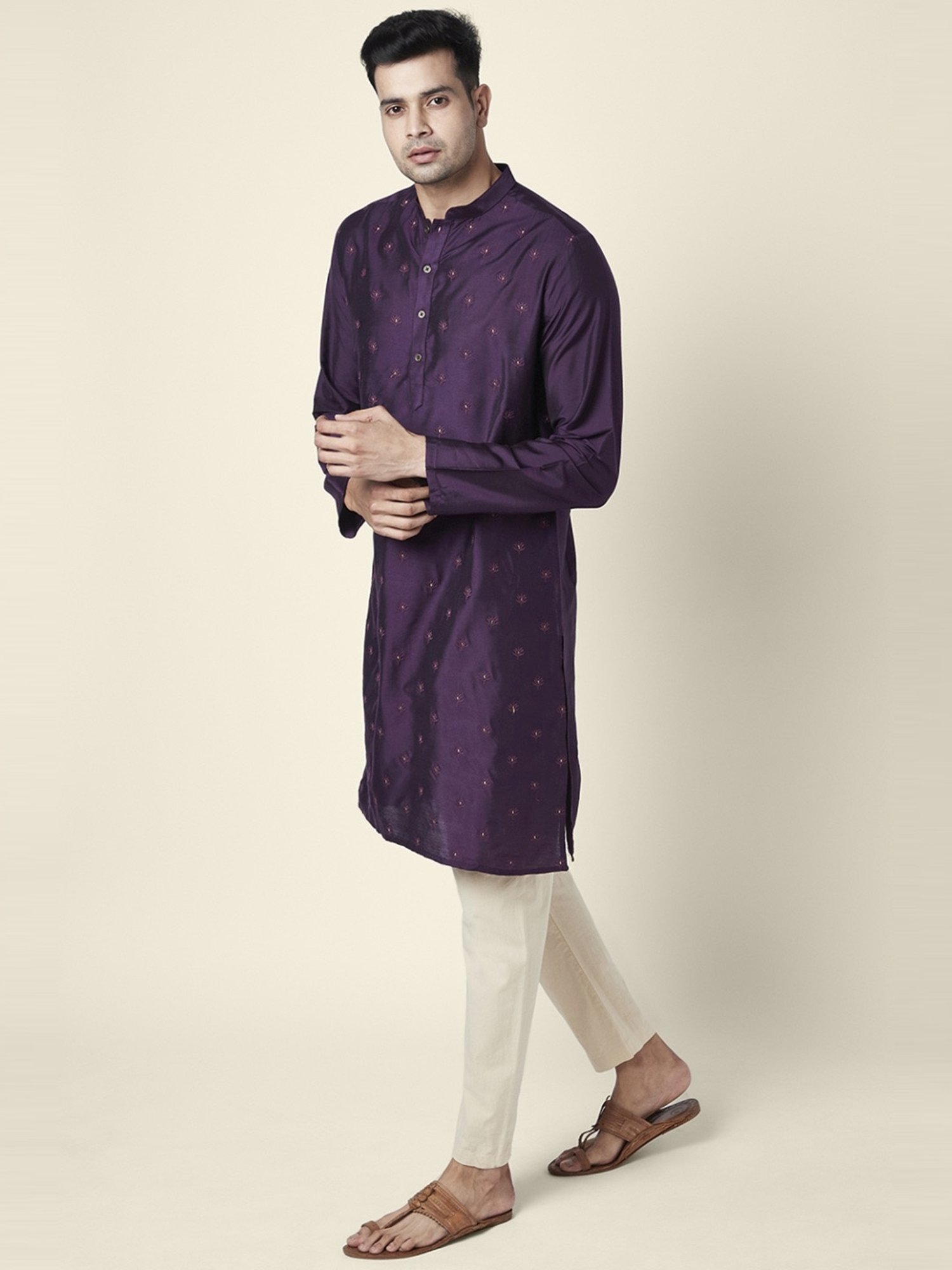 Indus Route by Pantaloons Wine Regular Fit Embroidered Kurta
