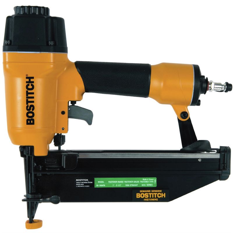 Bostitch BTFP3KIT-R 3-Piece Nailer and 0.8 HP 6 Gallon Oil-Free Pancake Compressor Combo Kit
