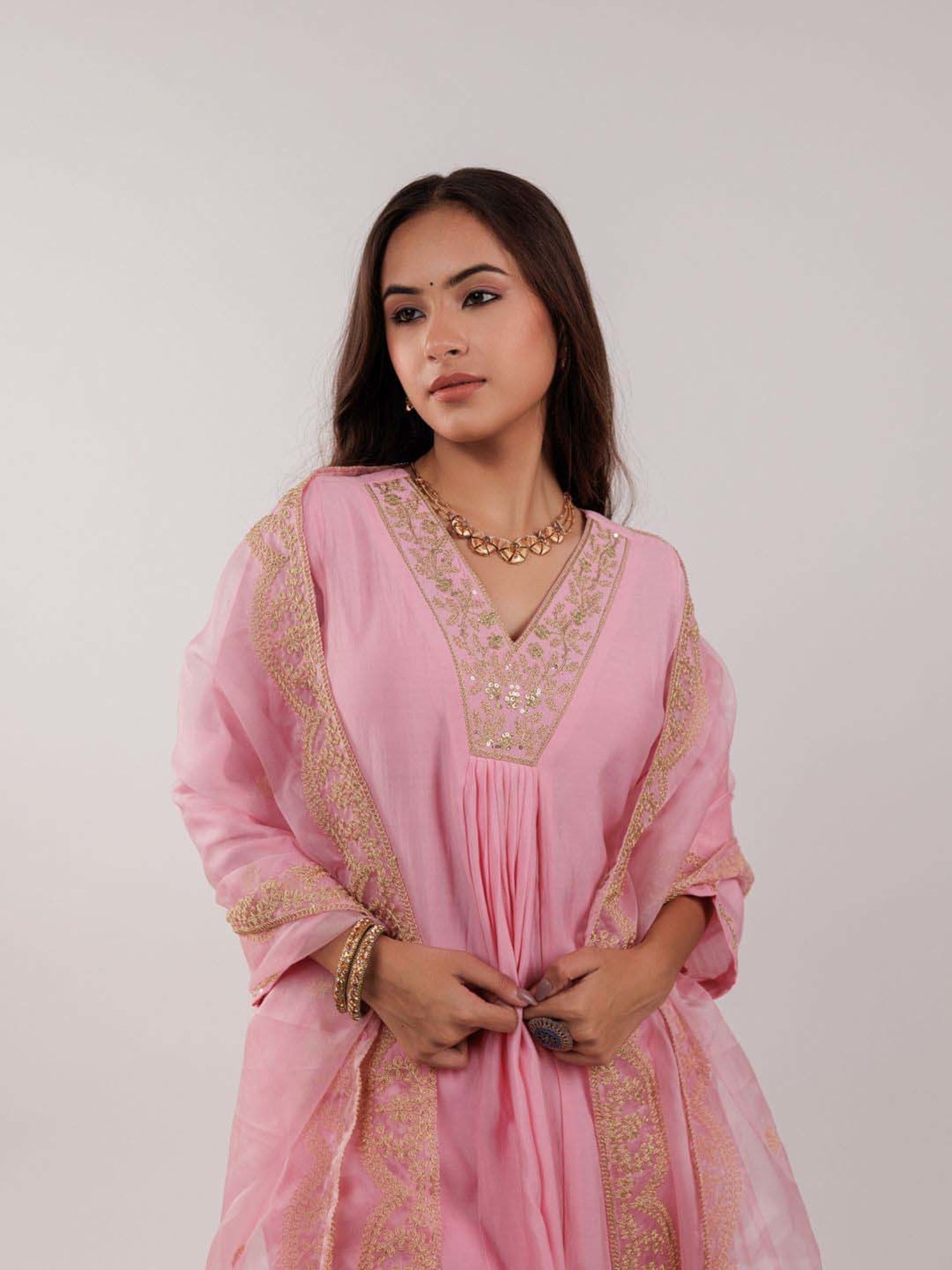 Yufta Pink Embroidered Kurta Pant Set With Dupatta