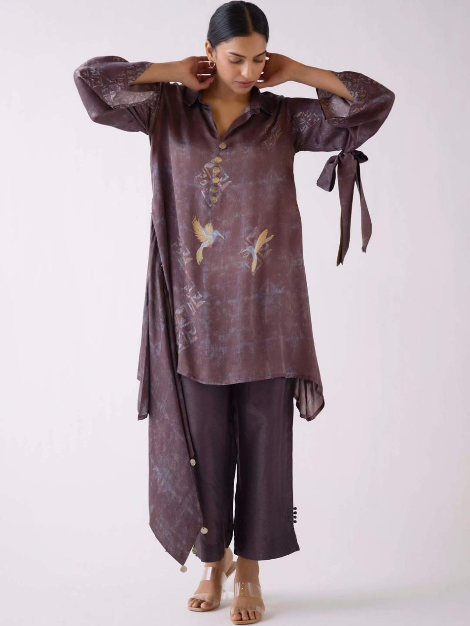 Basanti Kapde aur Koffee Grey Tunic with Pant