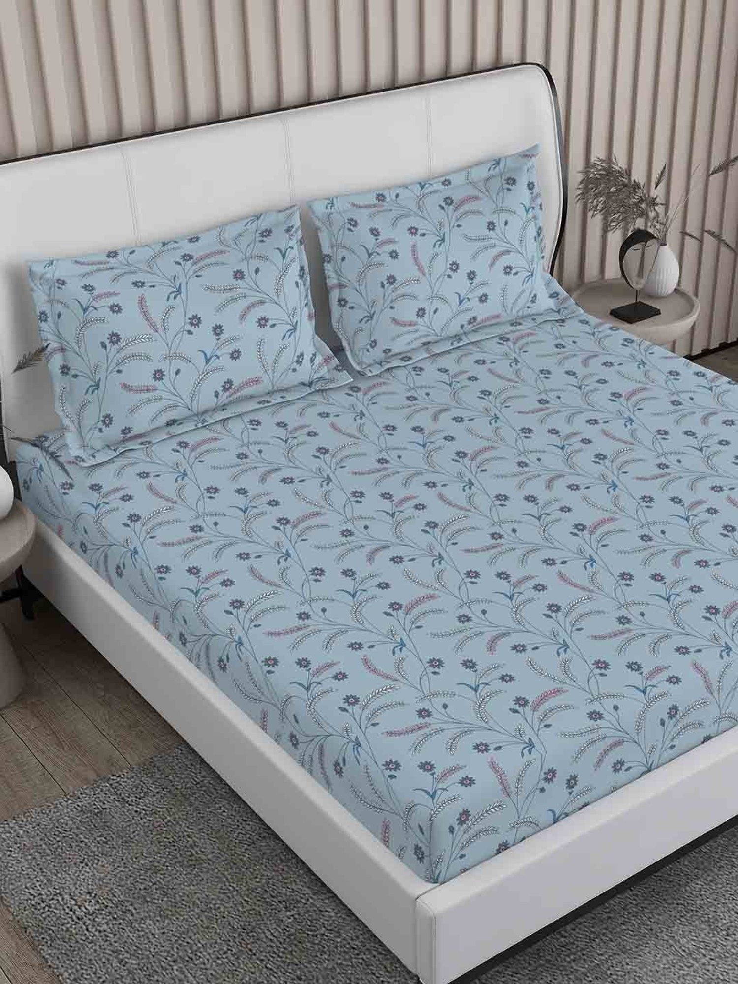 Boutique Living Magnifique  Floral Blue 200 TC Cotton King Bed Sheet with 2 Pillow Covers