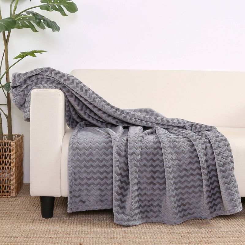 Zig Zag Plush Throw Blanket Gray - Better Living