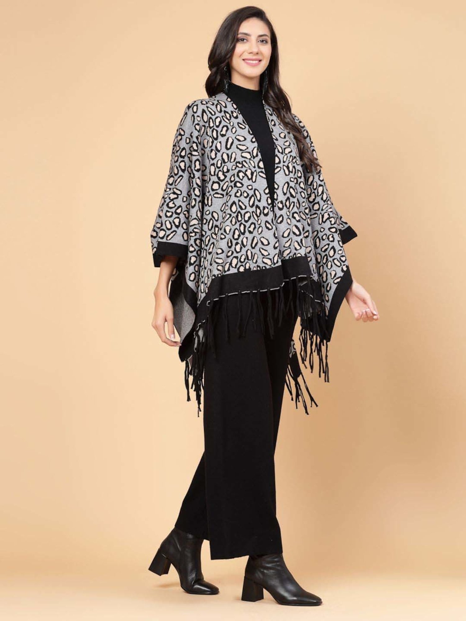 Mafadeny Grey & Black Printed Top Pants Set With Shrug