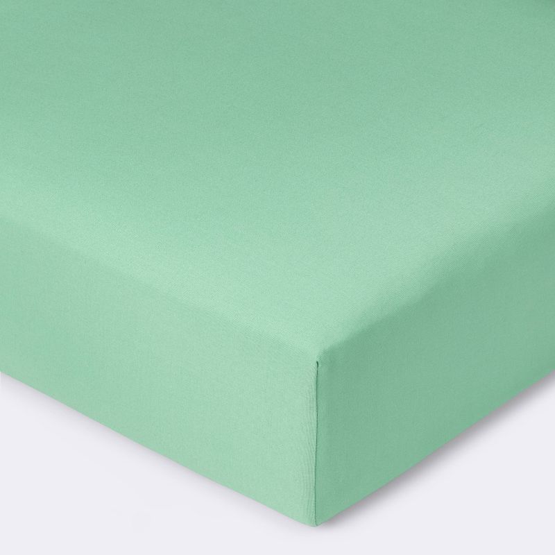 Crib Fitted Sheet Solid - Cloud Island™ Fieldhouse Green