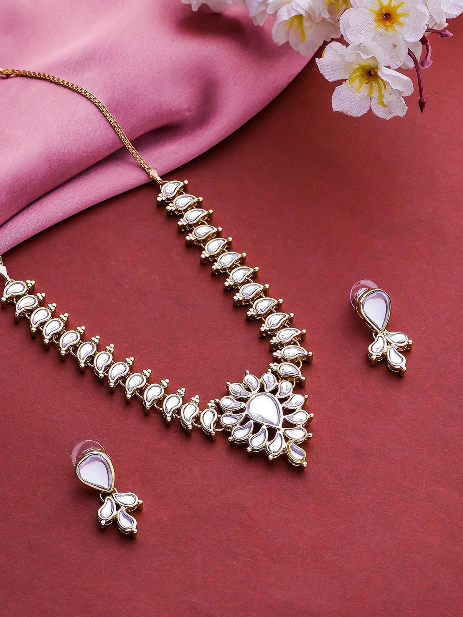 Estele Gold-Plated Innovative Jewellery Set with Kundan for Women