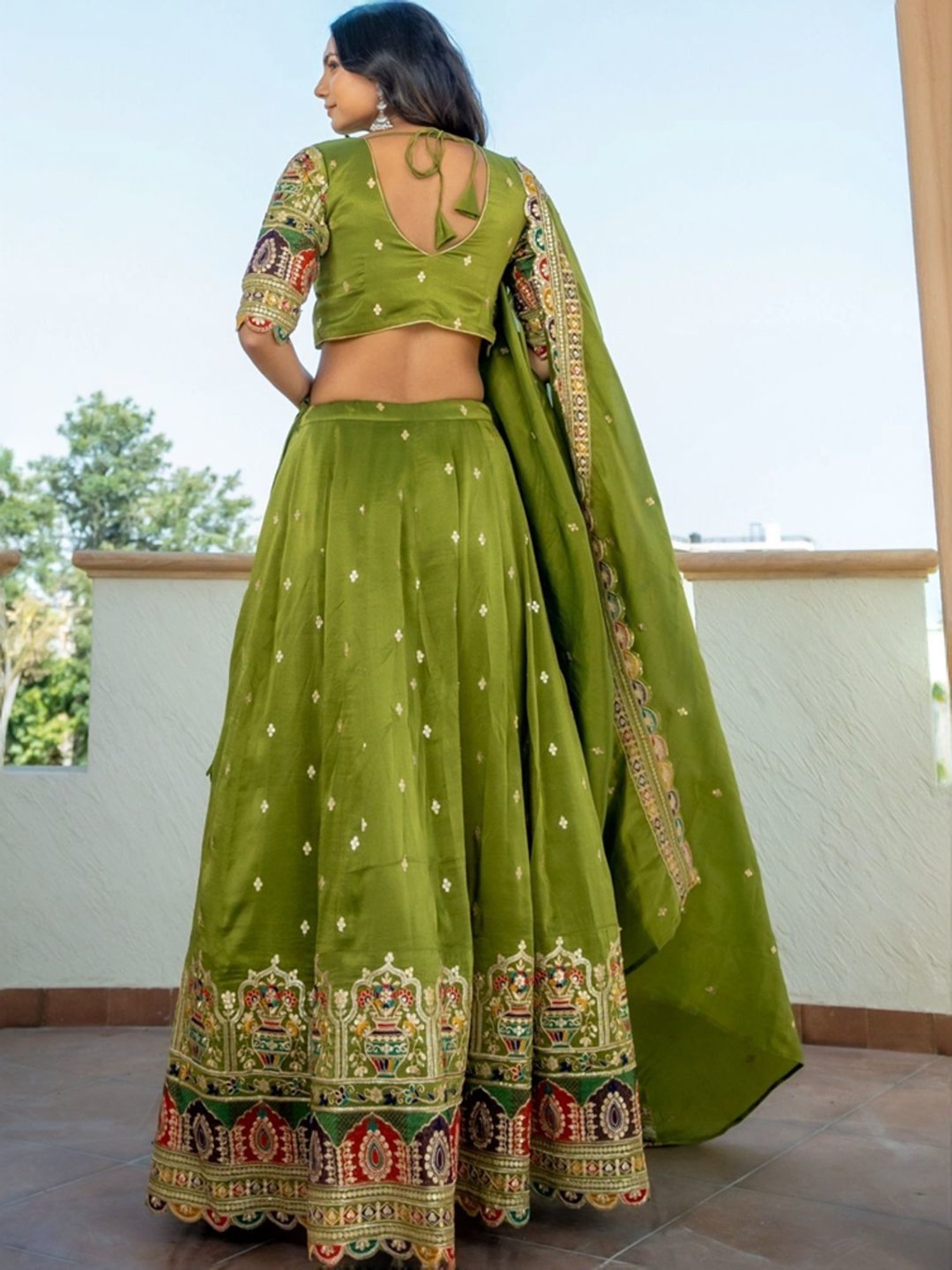 HOUSE OF JAMOTI Green Embroidered Lehenga Choli Set With Dupatta