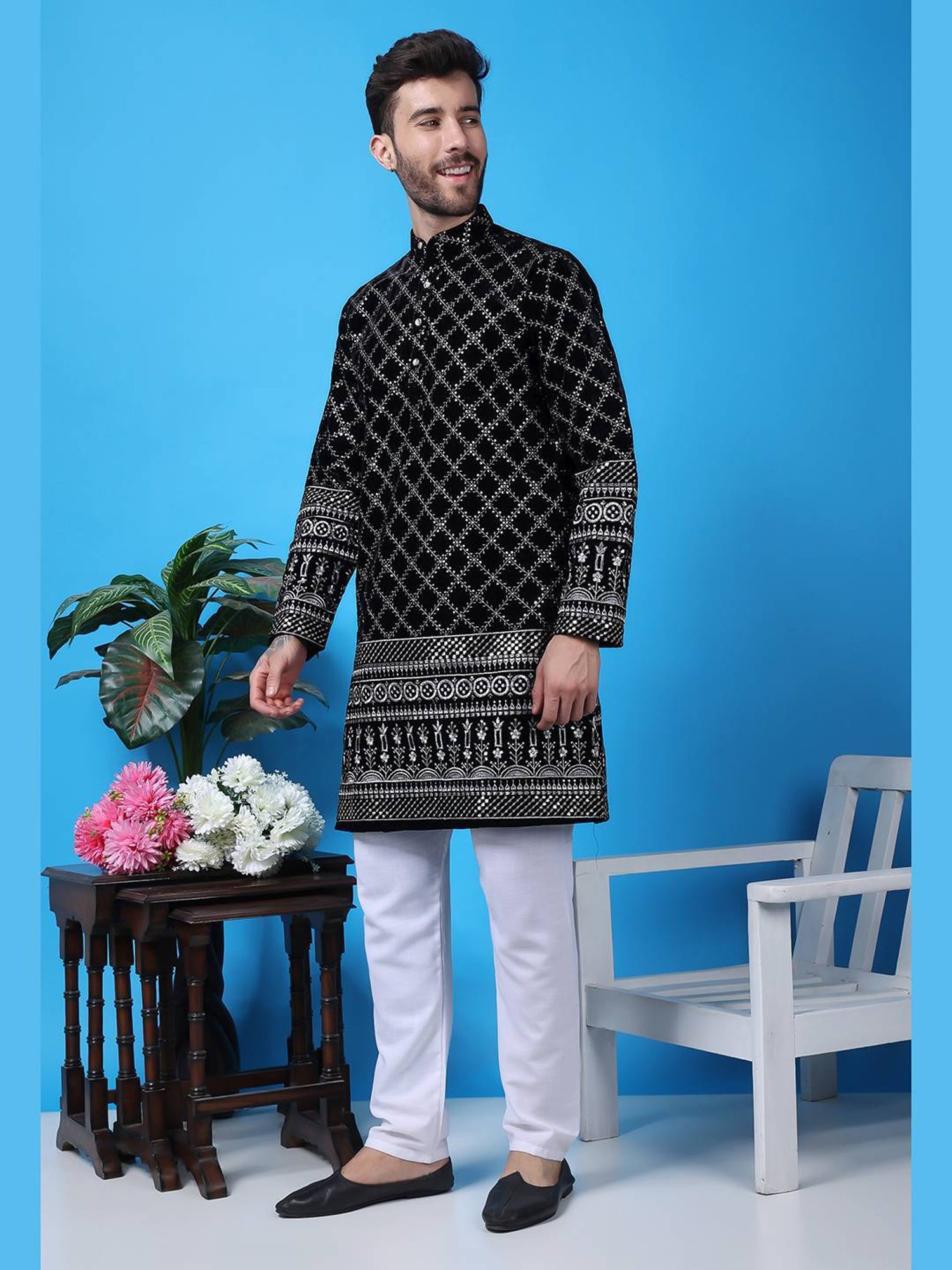 Hangup Black & White Regular Fit Embellished Kurta Bottom Set