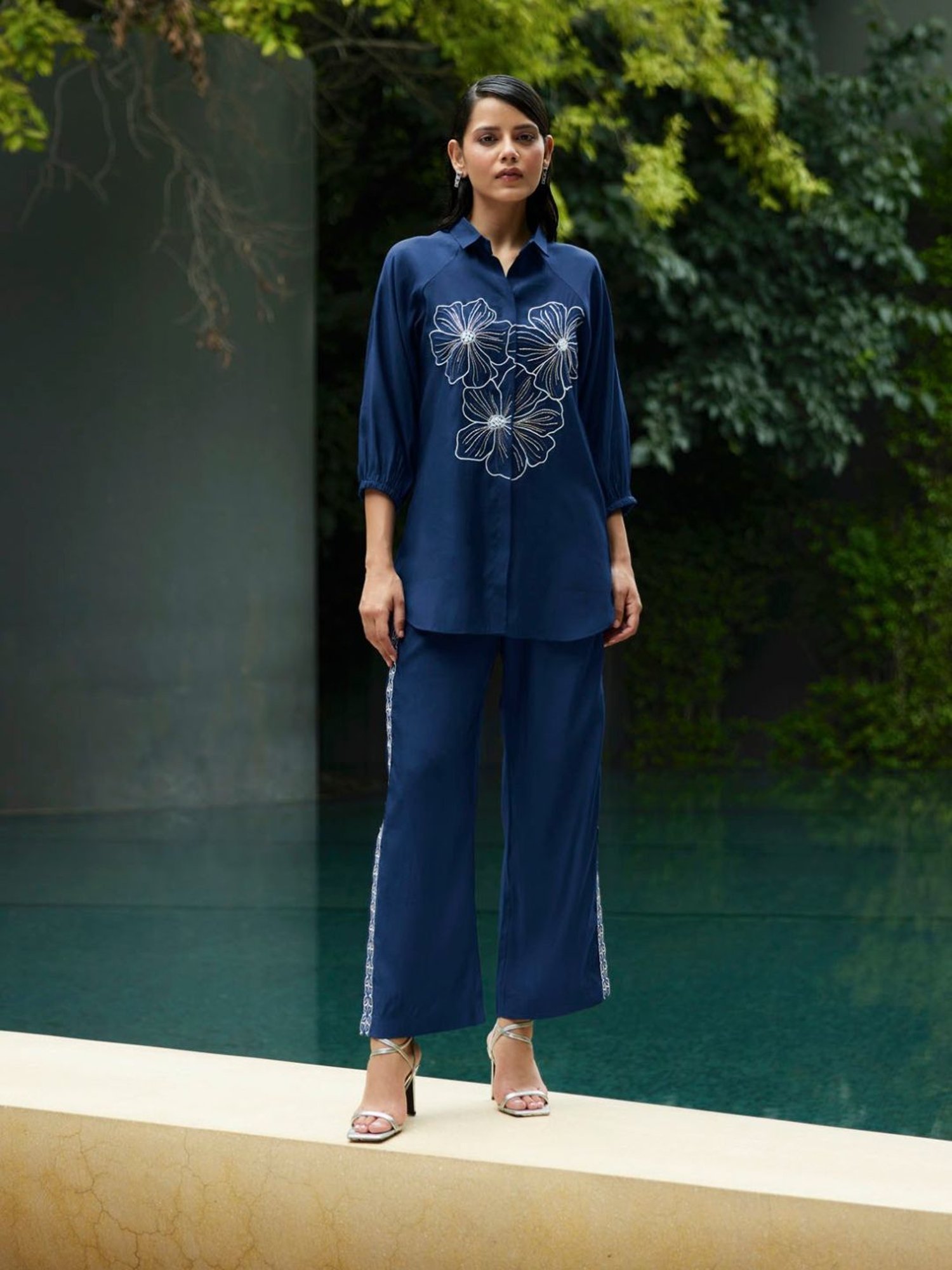 Kaftanize Kiaa Deep Blue Embroidered Shirt with Pant