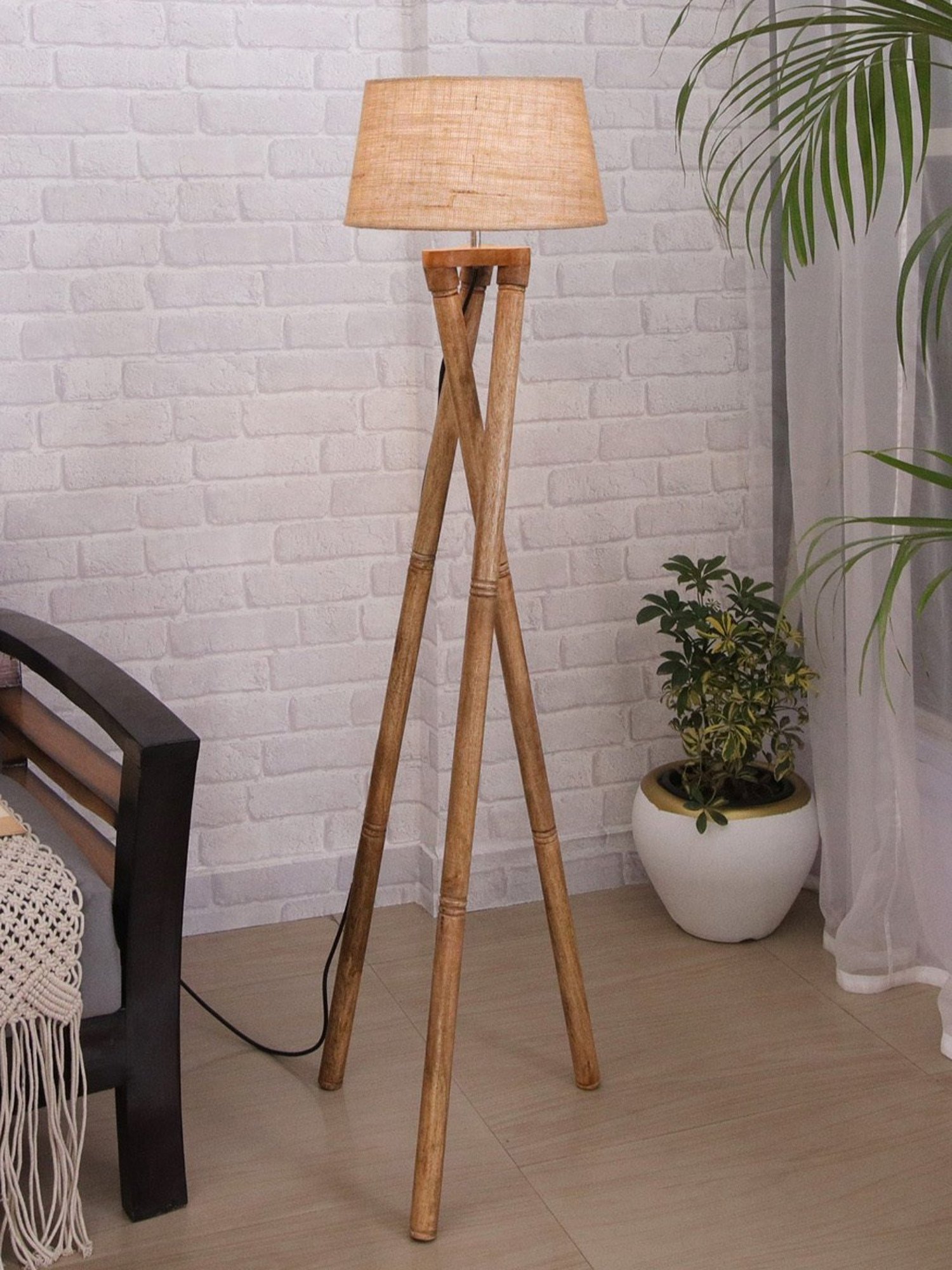 Homesake 'Tripod' Brown Wood Cross-Leg Floor Lamp With Shade & Bulb - Set of 1