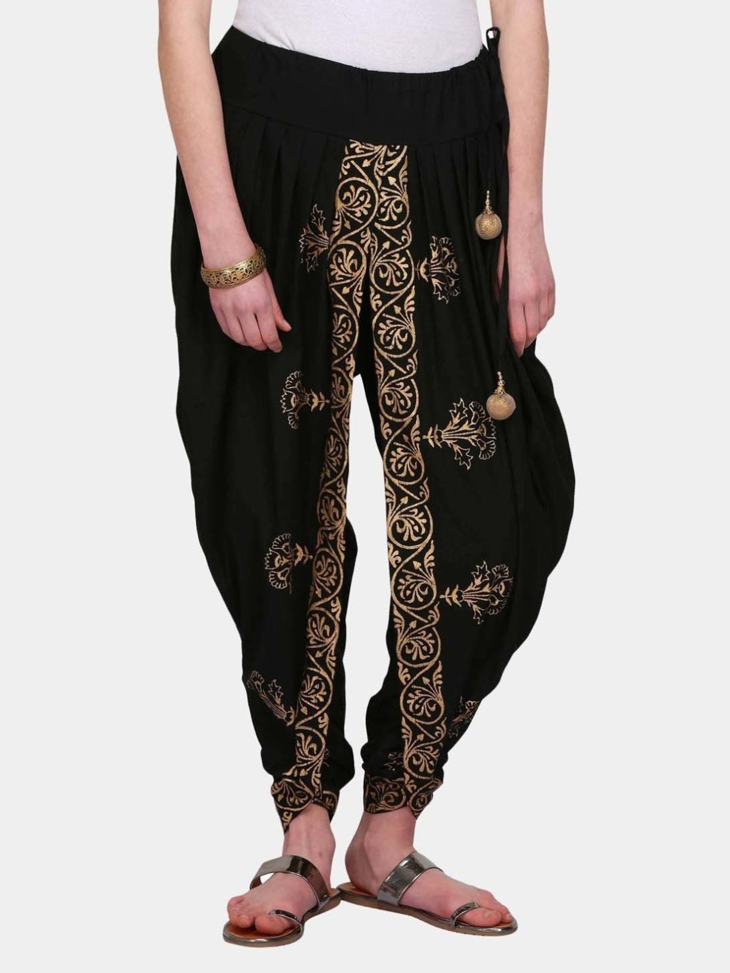 Kaanchie Nanggia Black Cotton Printed Dhoti Pants