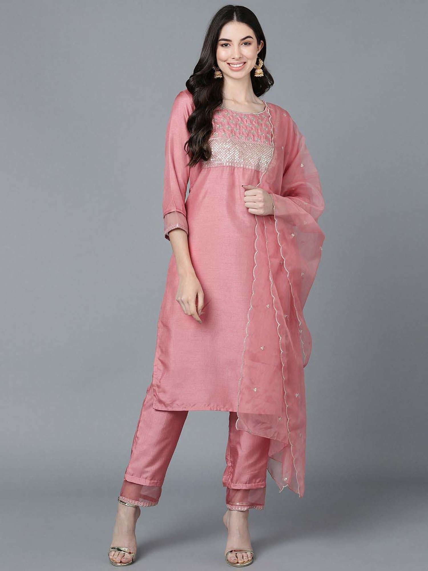 Vaamsi Pink Embellished Kurta Pant Set With Dupatta