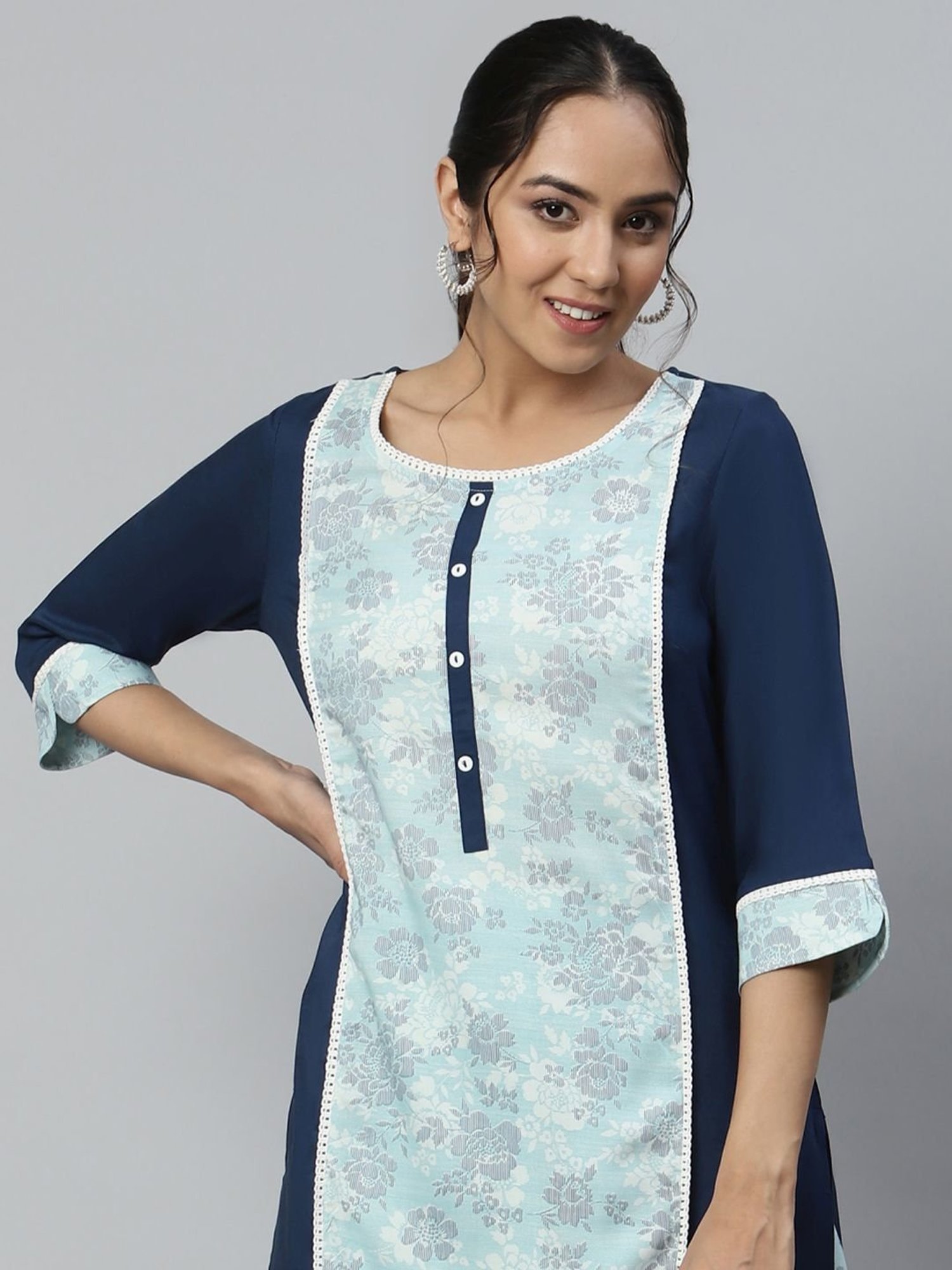 Aurelia Women Blue Floral Print Rayon Kurta Set with Culottes