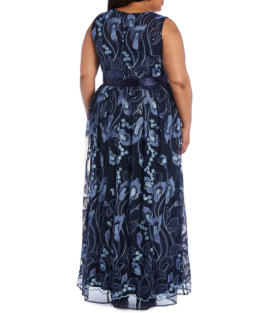 R & M Richards Plus Size V-Neck Sleeveless Embroidered Floral Lace Tulle A-Line Gown