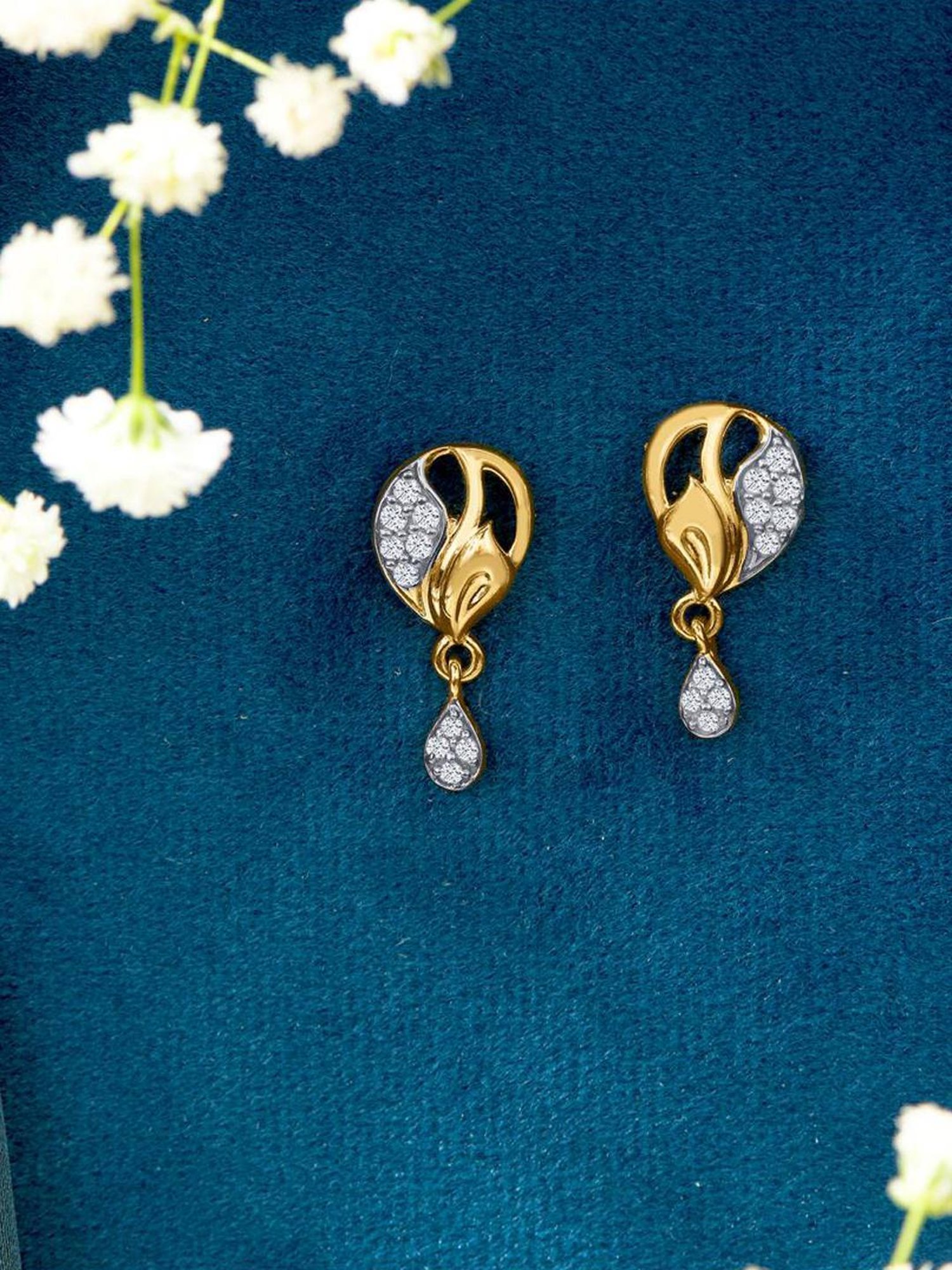 P.N.Gadgil Jewellers 22 Karat (916) BSI Hallmarked Yellow Gold Crystalline Breeze DanglerEarring