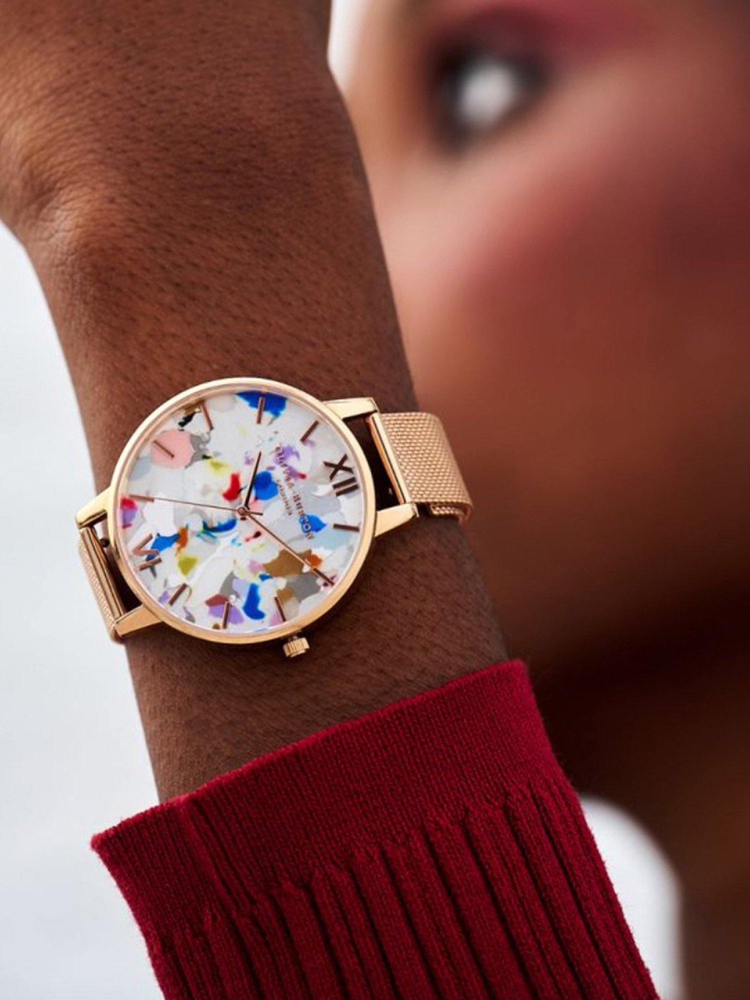 Olivia Burton OBGSET152 Pop Art Analog Watch for Women With Interchangeable Strap