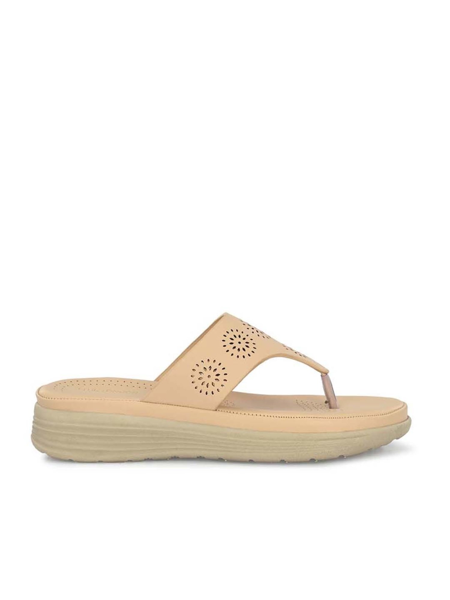 Clog London Women's Beige Thong Wedges