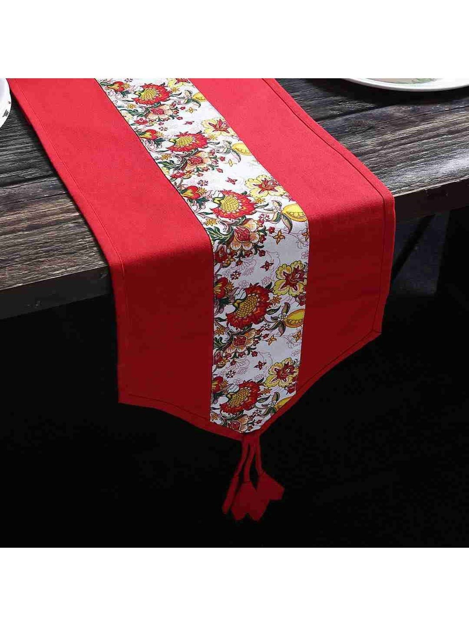 Wonderchef Como Floral Printed Table Runner