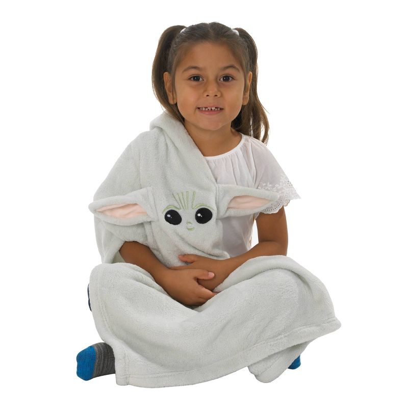 Toddler Star Wars: The Mandalorian The Child Plush Character Blanket