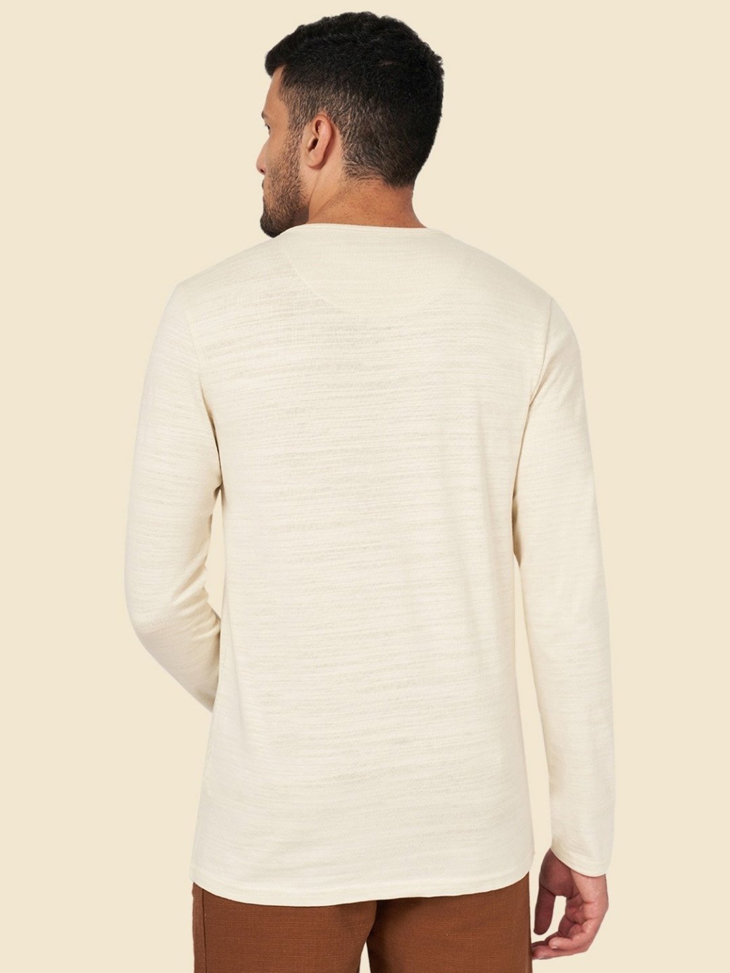 7 Alt by Pantaloons Off White Cotton Slim Fit Henley T-Shirt