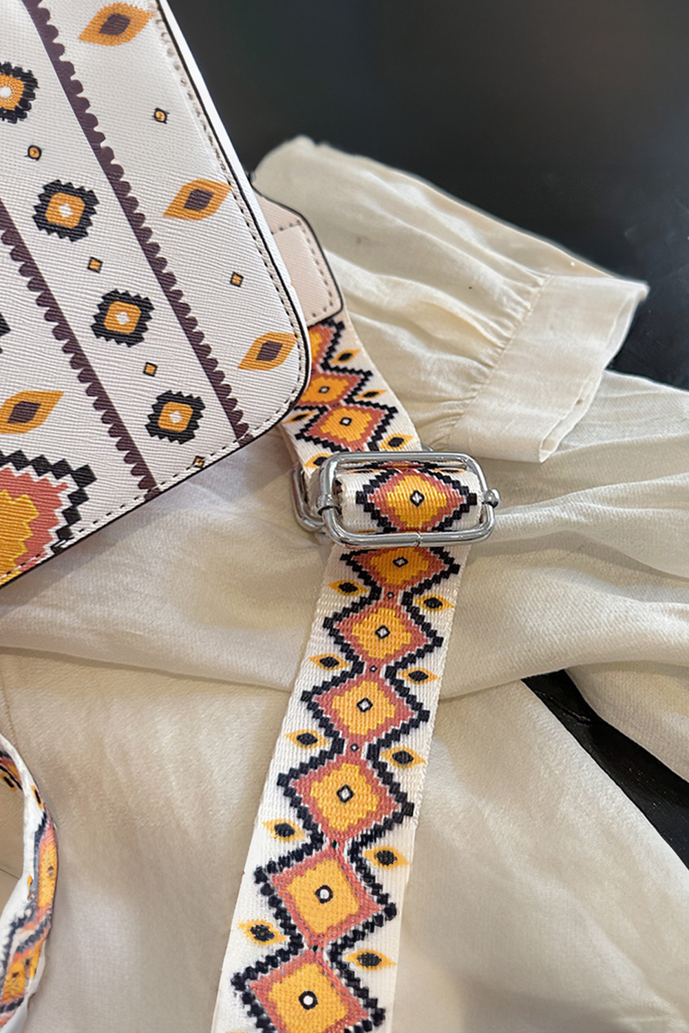 Pink Daisy Smile Face Shoulder Bag