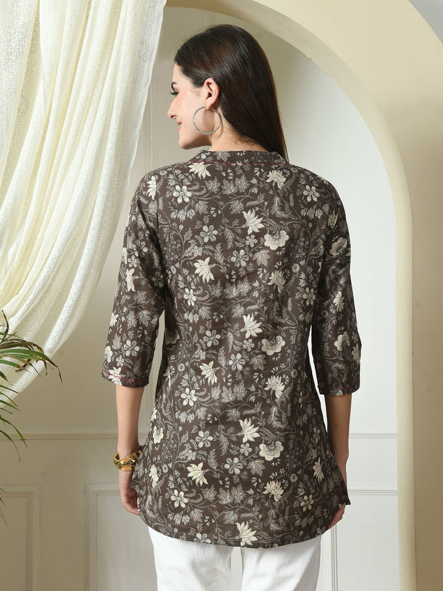 DECKEDUP Grey Cotton Floral Print Tunic