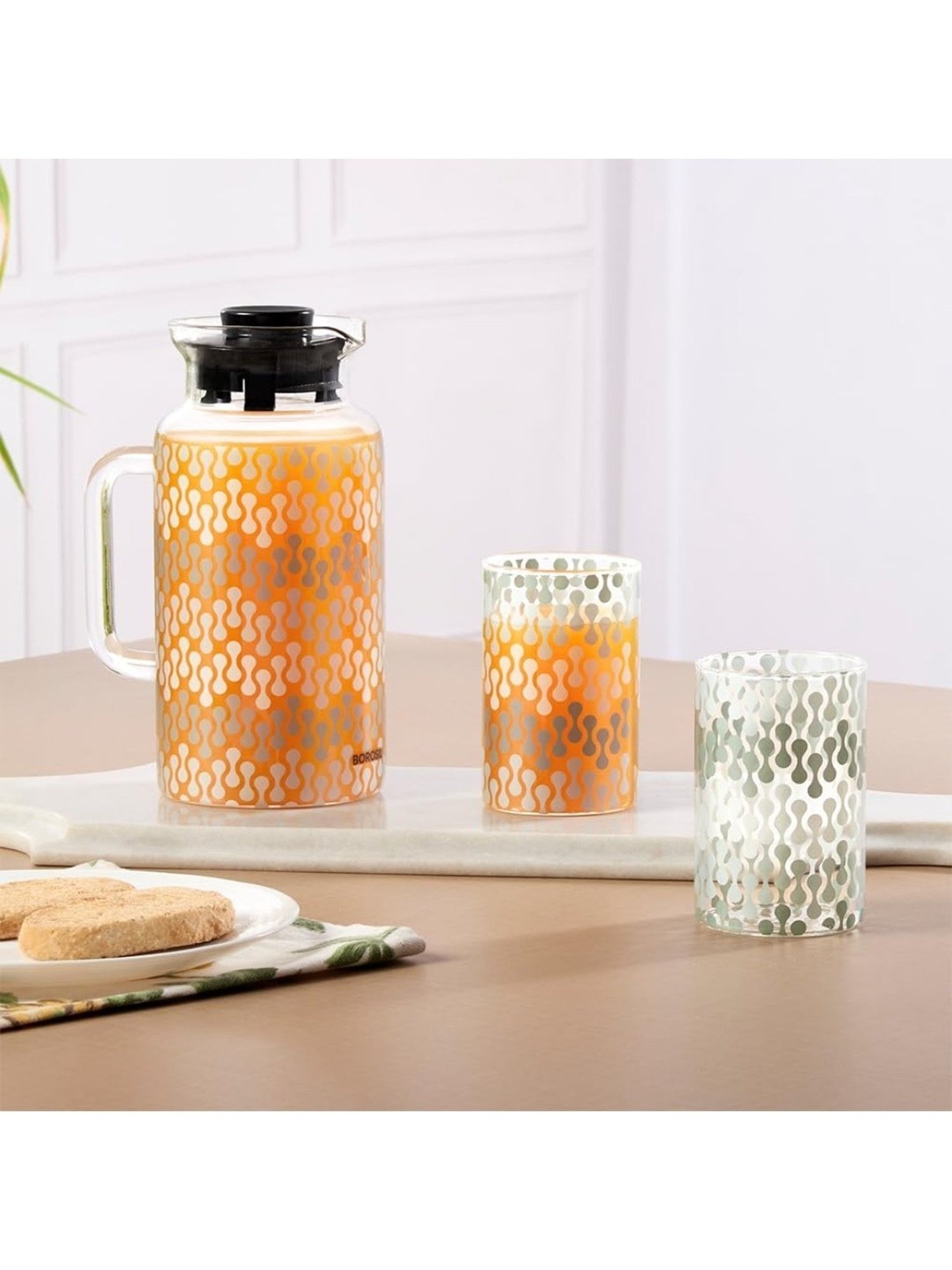 Borosil Vista Transparent Borosilicate Glass Jug with tow set of Glass Medium (295 ml)