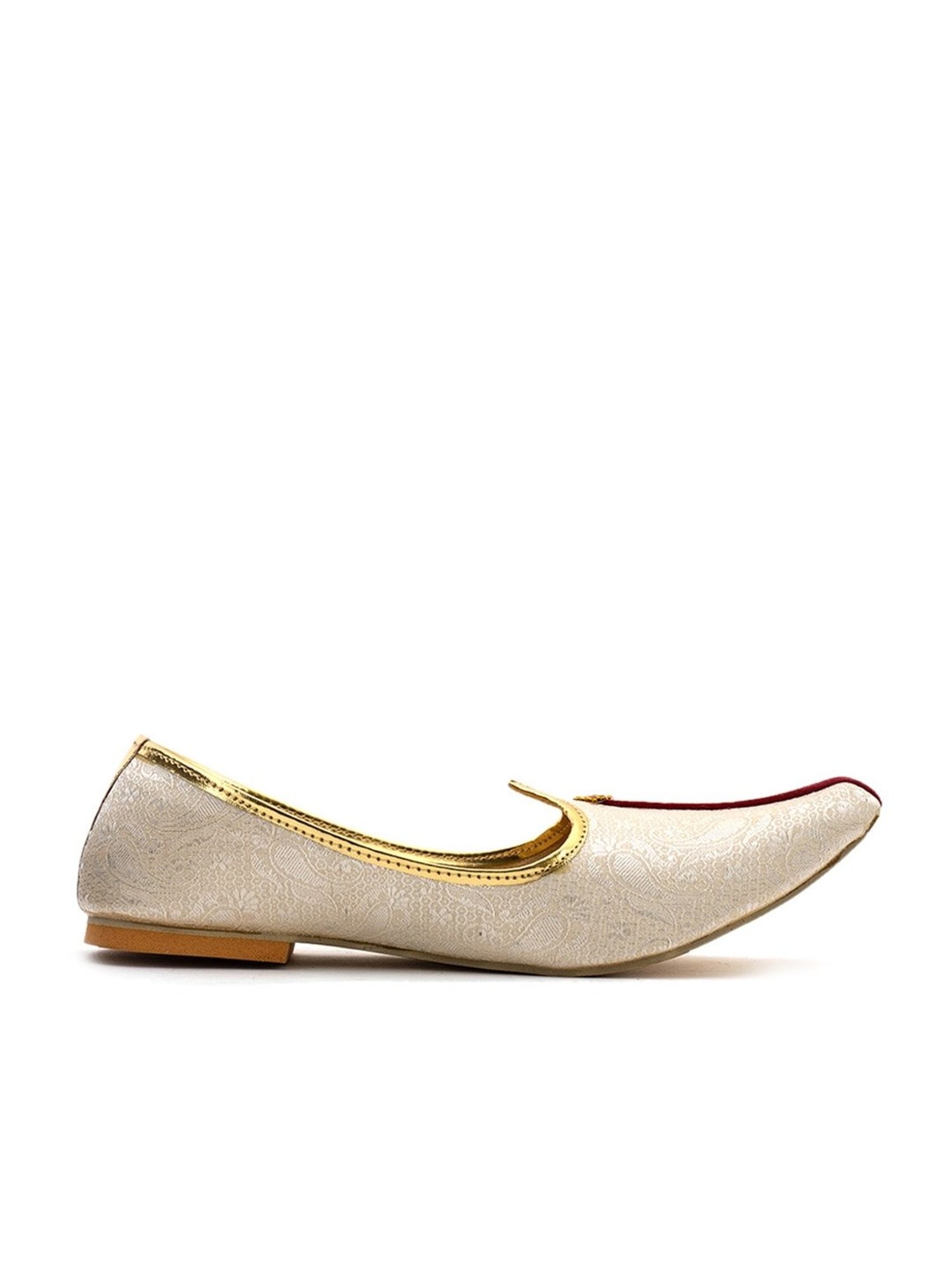 Khadim Men's Off White Ethnic Juttis