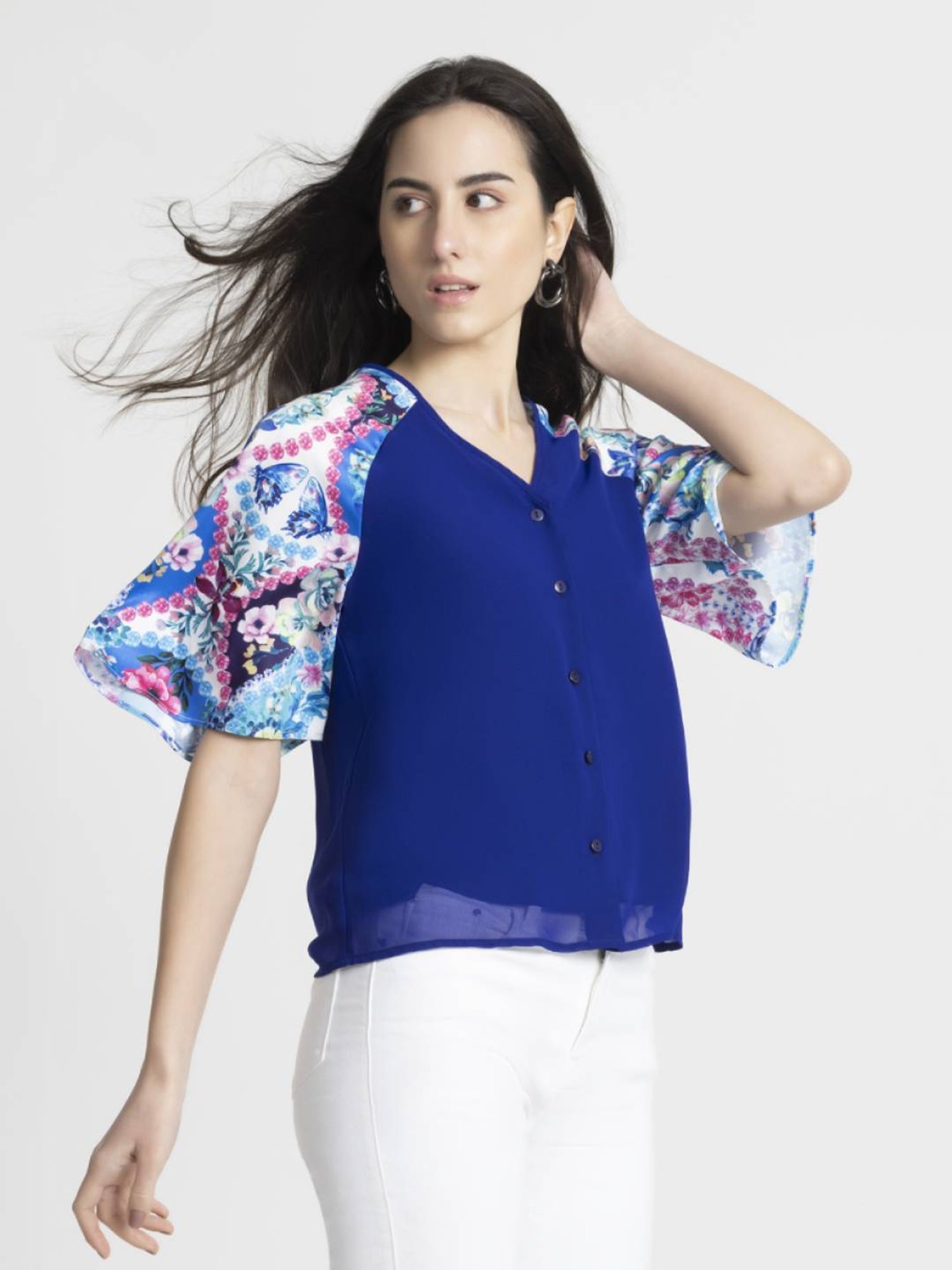 SHAYE Blue Printed Top