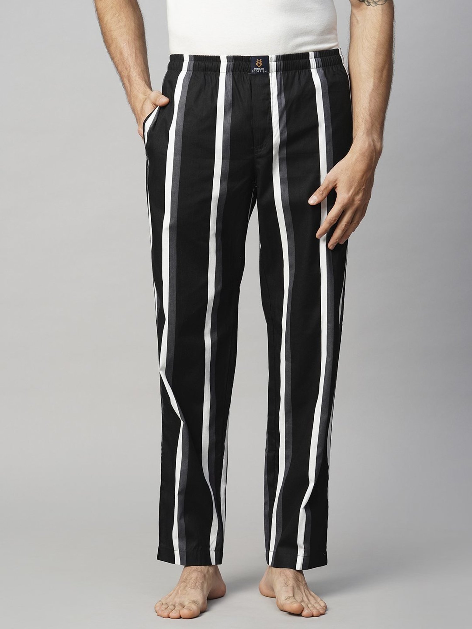 Crimsoune Club White Cotton Regular Fit Printed Lounge Shorts