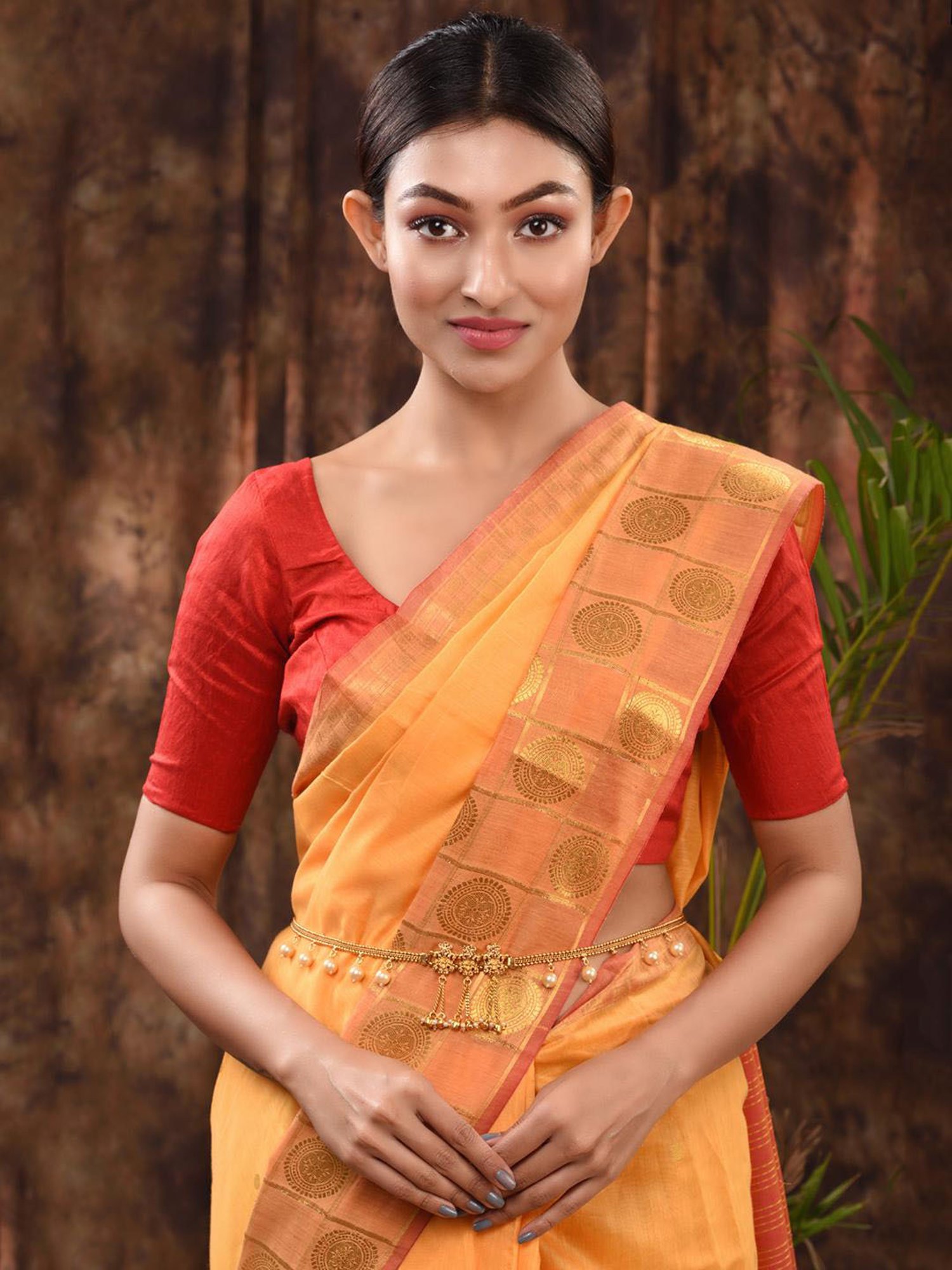 Saraf Rs Jewellery Gold Plated Kemp Stone Studded Pearl Beaded Kamarbandh