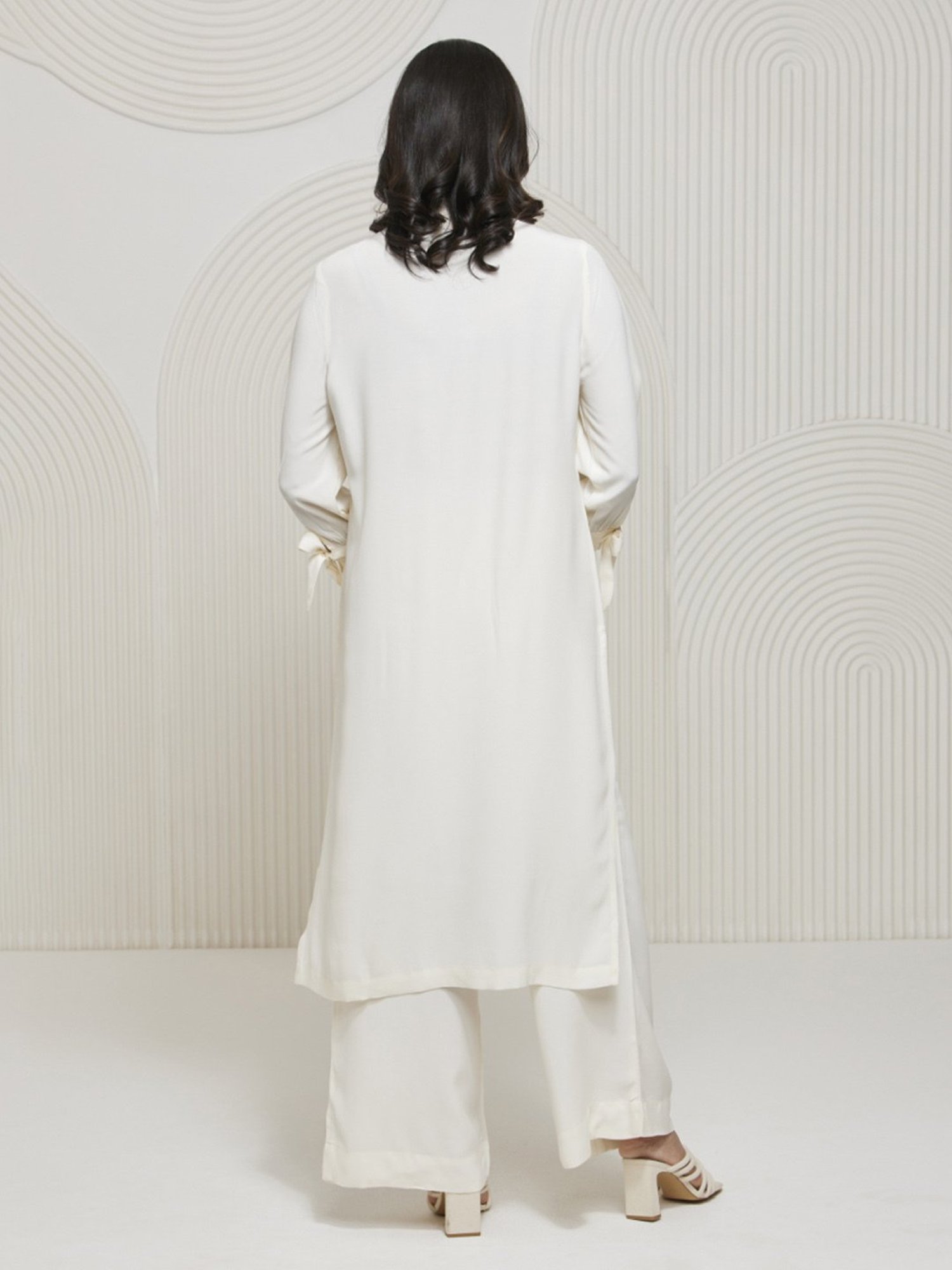 Artagai Snow White Elevated Basics Broad Concealed Placket Kurta with Wide Cropped Trousers