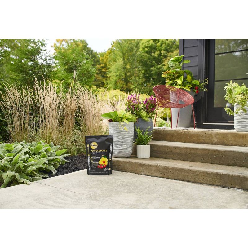 Miracle-Gro Potting Soil - 6qt