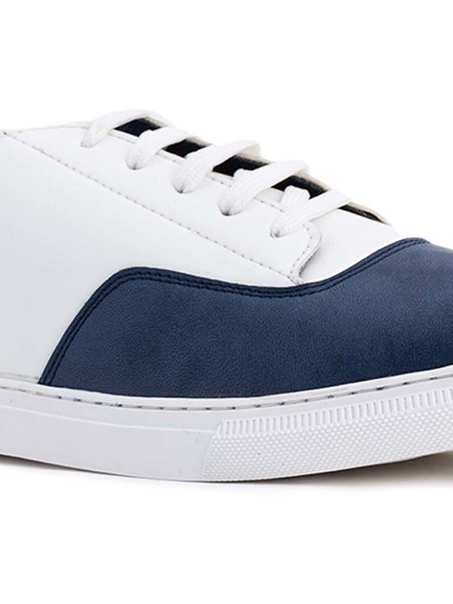Lazard by Khadim's Men's White Casual Sneakers