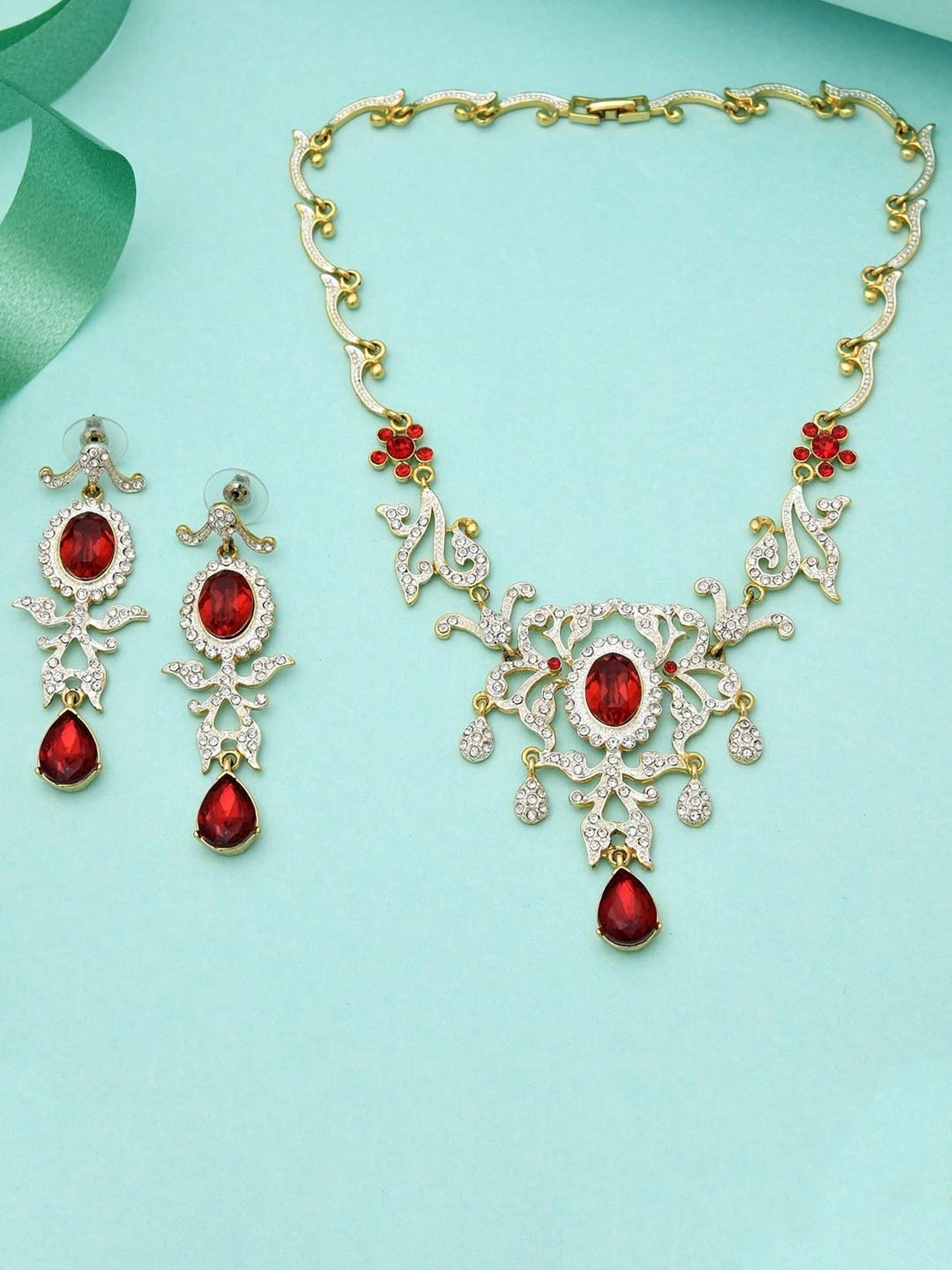 Estele Gold-Plated Dazzling Jewellery Set for Women