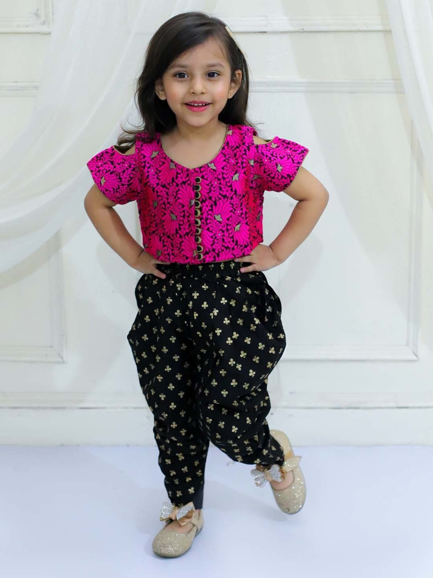 TWISHA Kids Pink & Black Printed Top Set