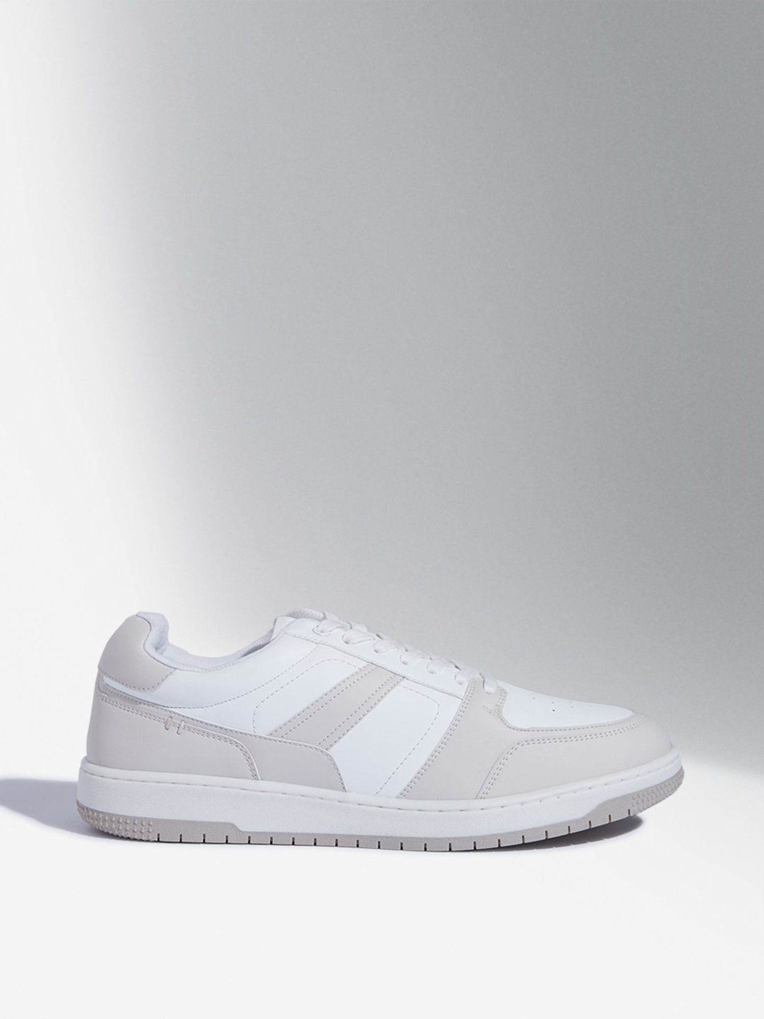 SOLEPLAY by Westside White Lace-Up Stitch Pattern Sneakers