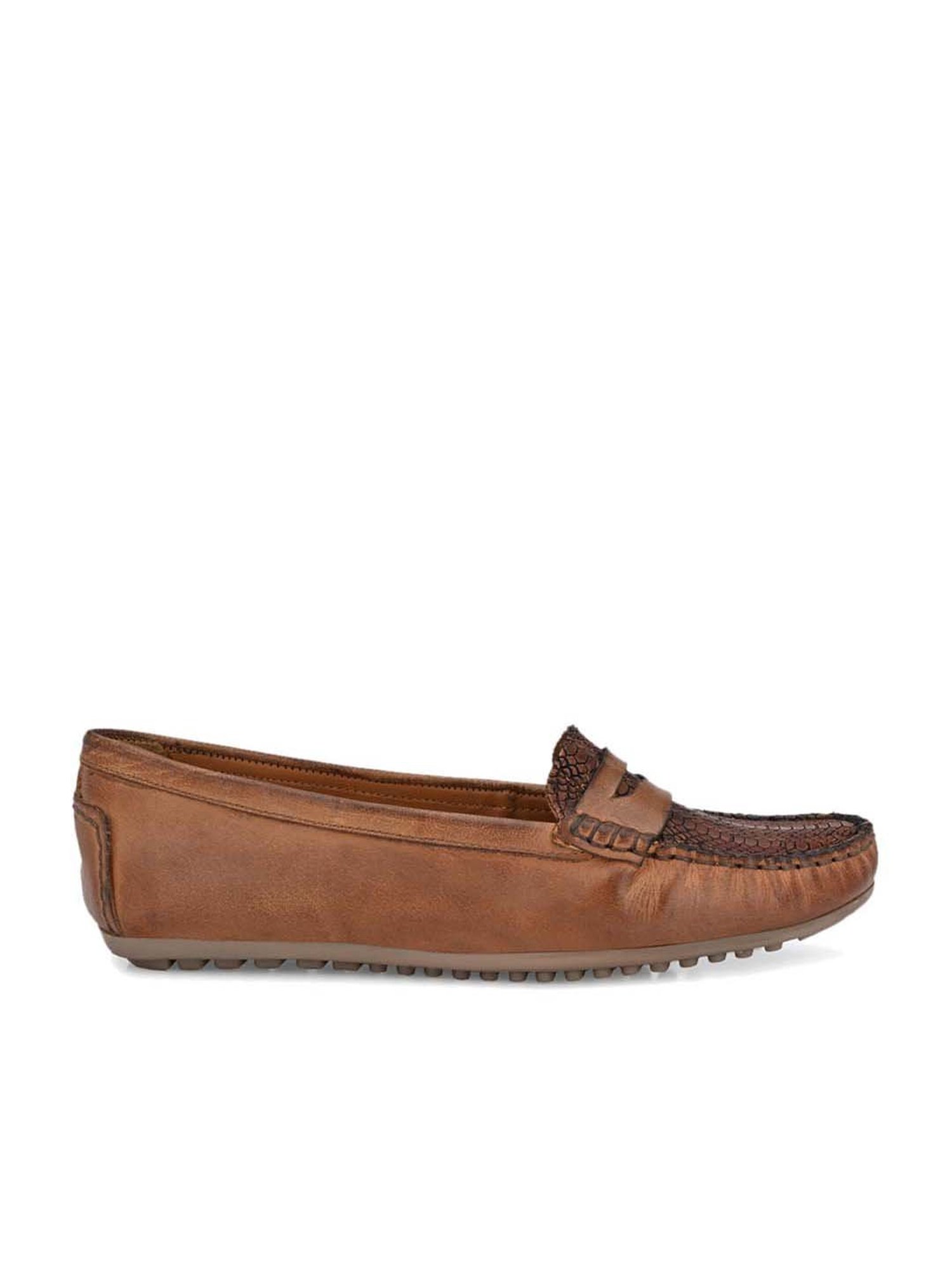 Carlo Romano Women's Tan Casual Loafers
