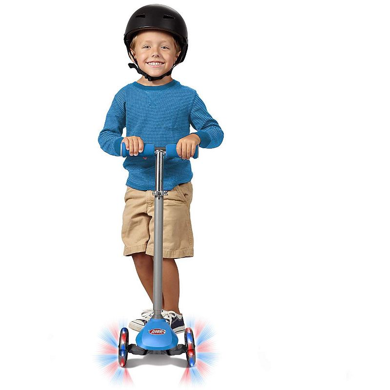 Radio Flyer 549BZ Lean 'N Glide Kids 3-Wheel Scooter with Light Up Wheels, Blue