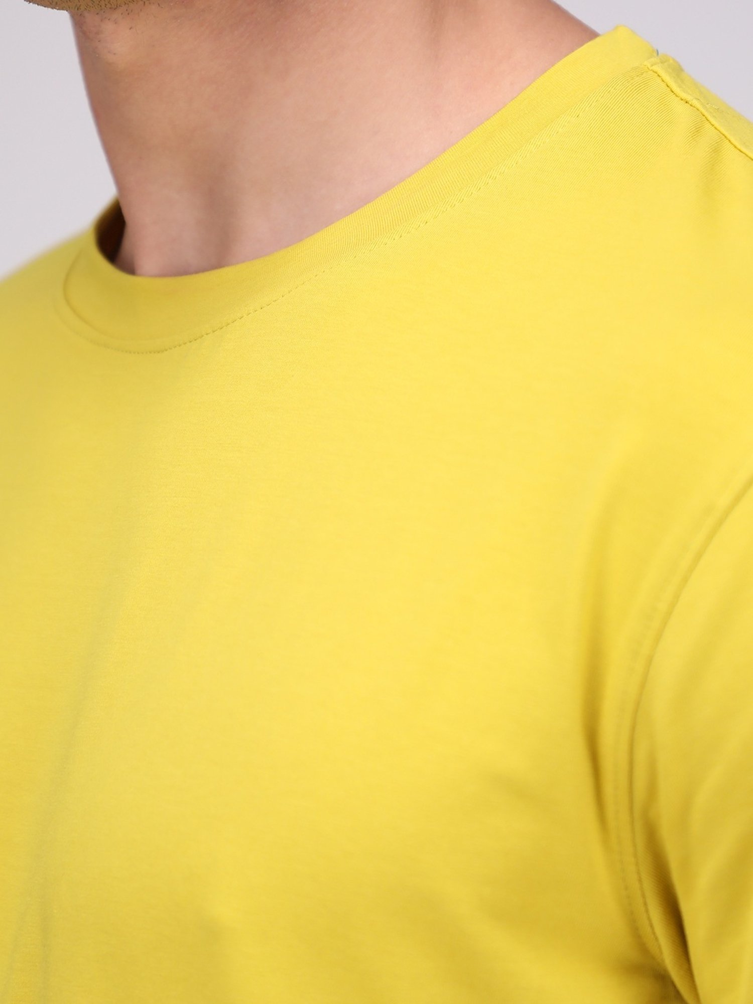 Sporto Mid Yellow Slim Fit T-Shirt