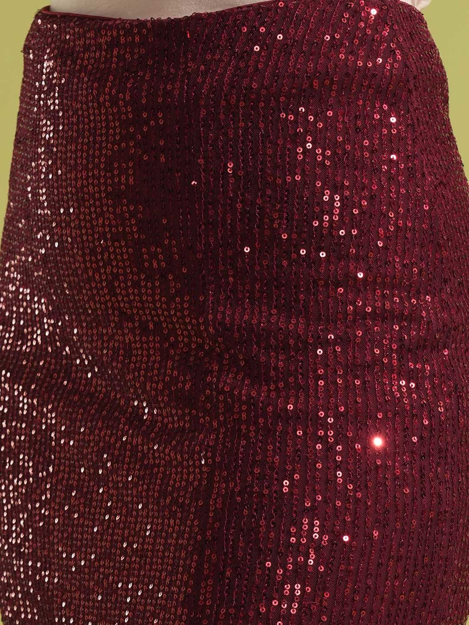 Globus Maroon&iquest;Embellished Crop Top With Skirt