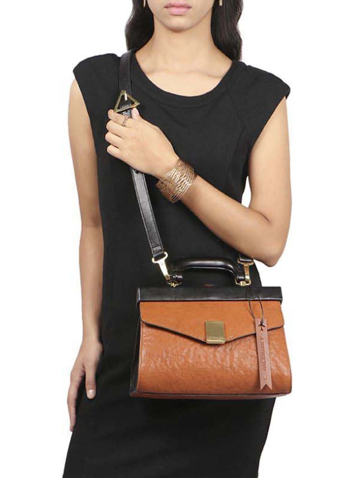 Hidesign Hipsters Tan Retro 01 Solid Medium Doctor Sling Handbag