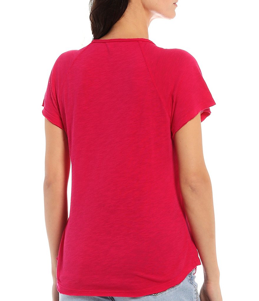 Reba Pintuck Detail Knit V-Neck Short Sleeve Top