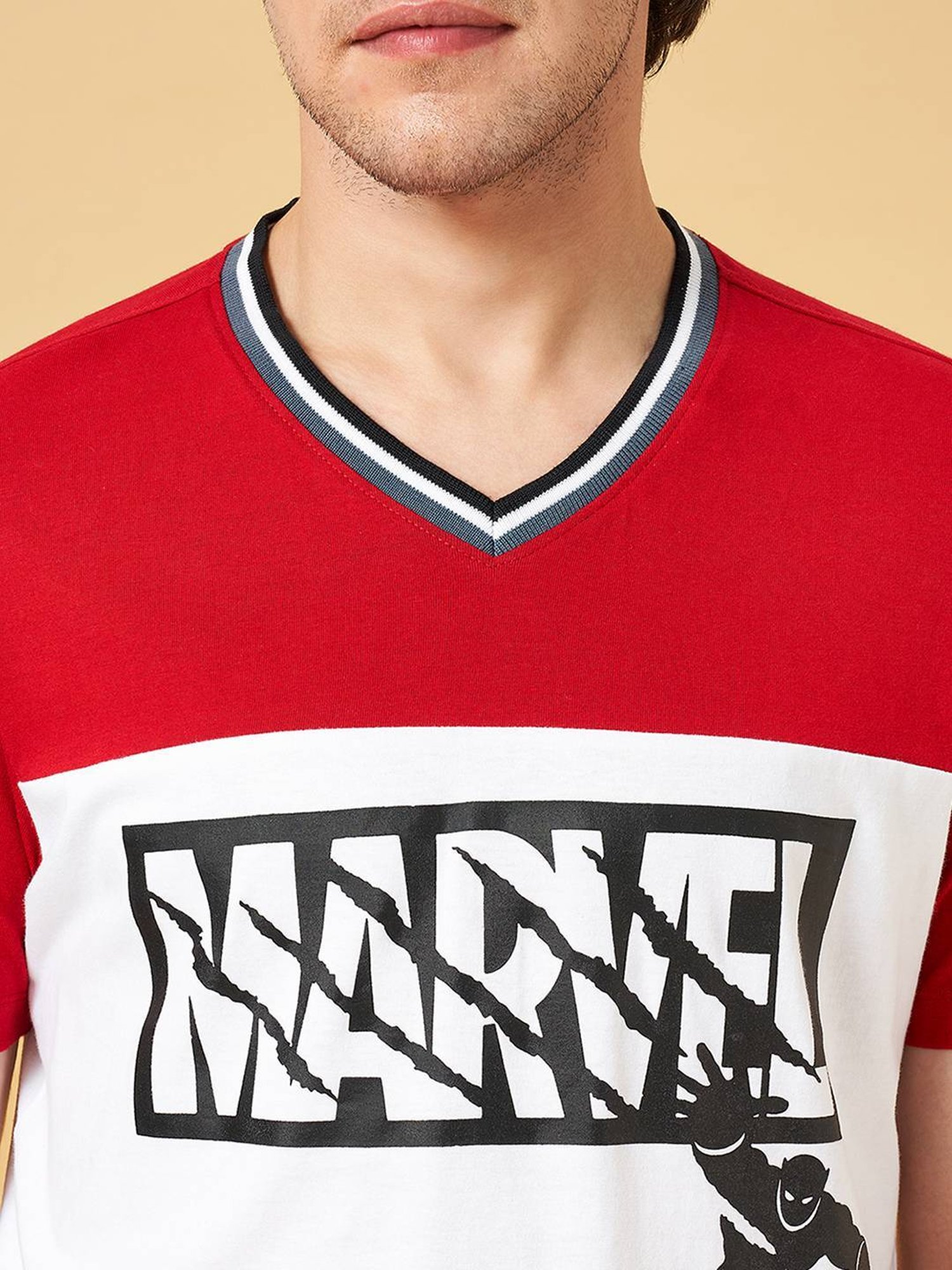 SF Jeans by Pantaloons Marshmallow Cotton Slim Fit Colour Block T-Shirt