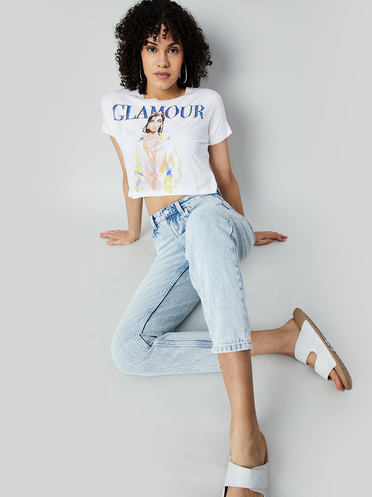 Ginger by Lifestyle Off White Graphic Print Crop T-Shirt