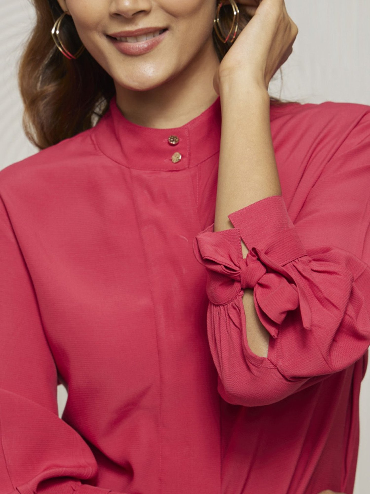 Artagai Tea Berry Broad Concealed Placket Kurta with Wide Cropped Trousers