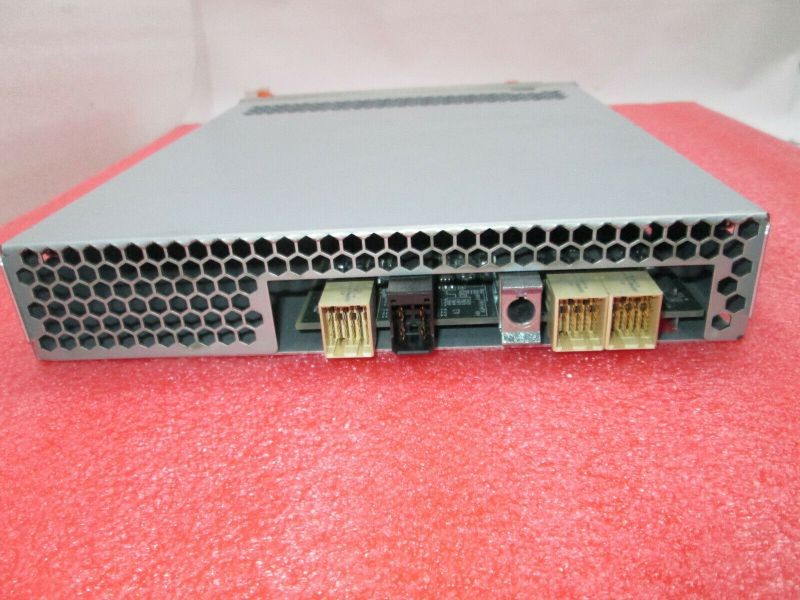 8-bay 3.5" SAS/SATA 6.0 Gb/s miniSAS Trayless Hotswap Tower Silver